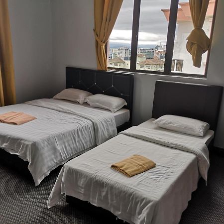 Homestay Marina Court Kota Kinabalu Eksteriør billede
