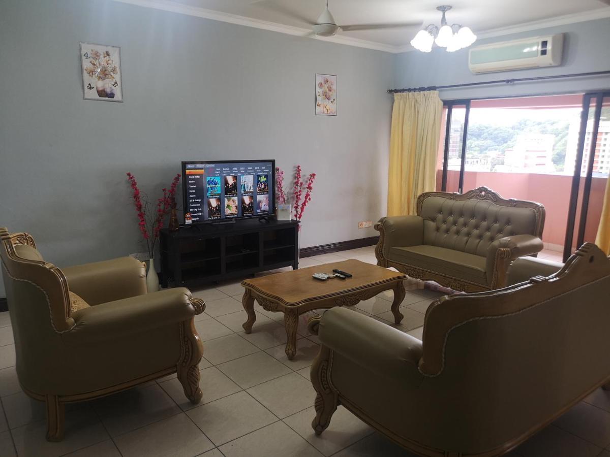 Homestay Marina Court Kota Kinabalu Eksteriør billede