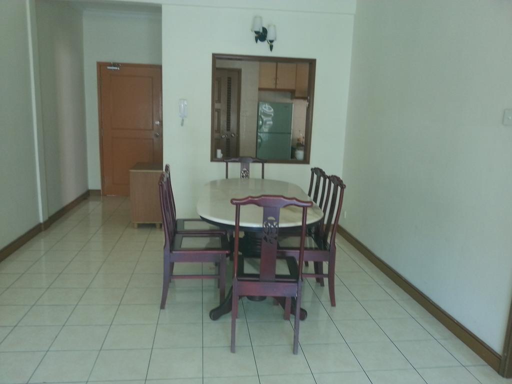 Homestay Marina Court Kota Kinabalu Værelse billede