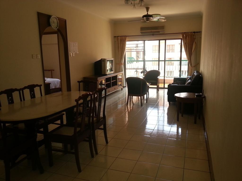 Homestay Marina Court Kota Kinabalu Værelse billede