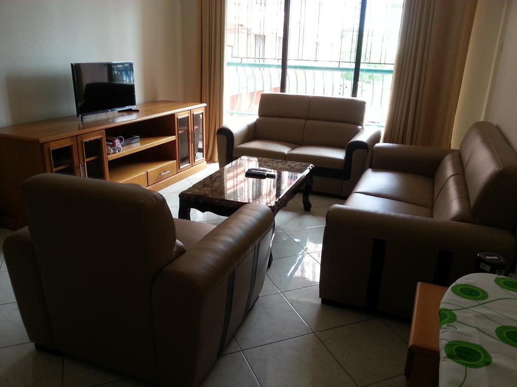 Homestay Marina Court Kota Kinabalu Eksteriør billede