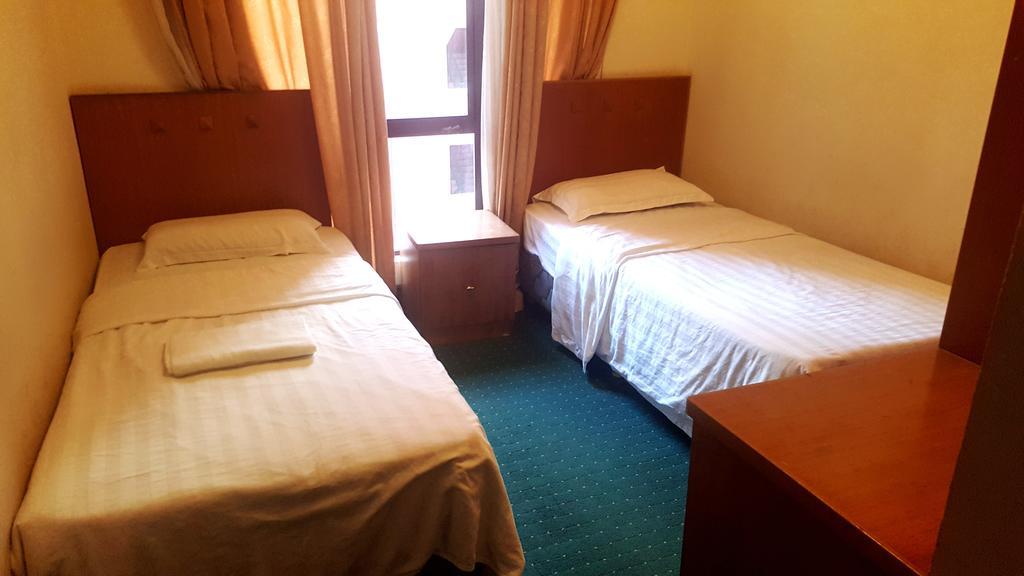 Homestay Marina Court Kota Kinabalu Eksteriør billede